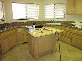 2nd image of 2090 S Macarthur Dr