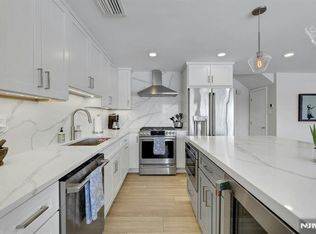 2 Horizon Rd APT G1, Fort Lee, NJ 07024