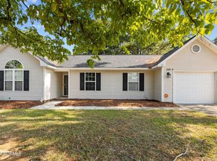 148 Independence Dr, Raeford, NC 28376