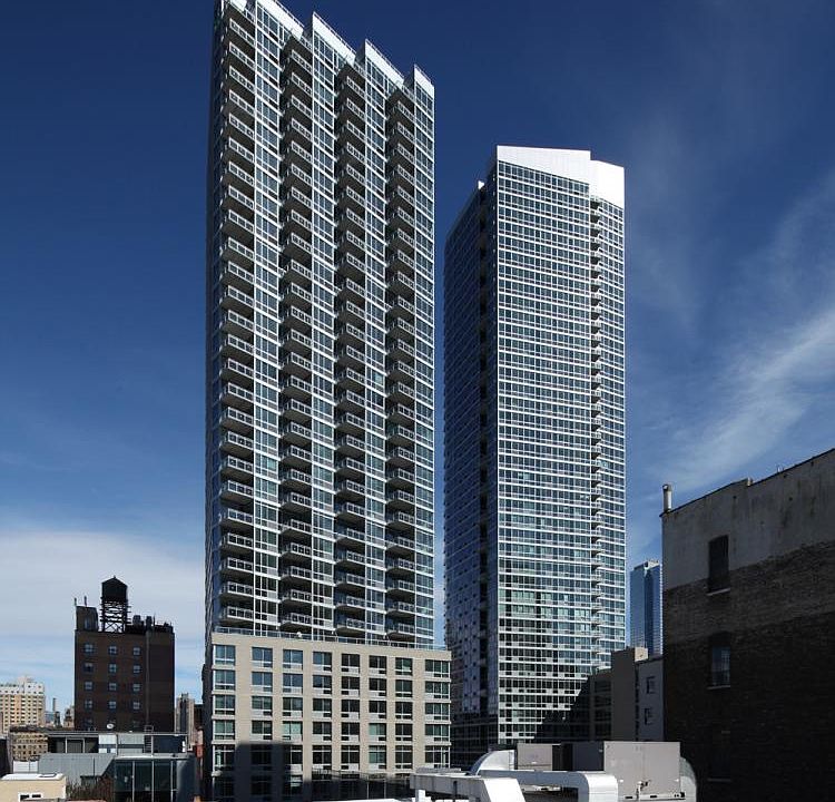 1st image of 505 W 37th St APT 17F