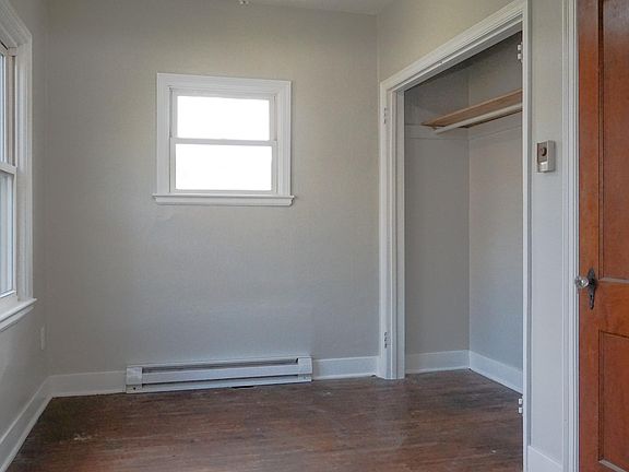 4th image of 2910 Dudley St APT 1