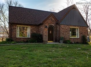 274 Duncan St, Sparta, NC 28675