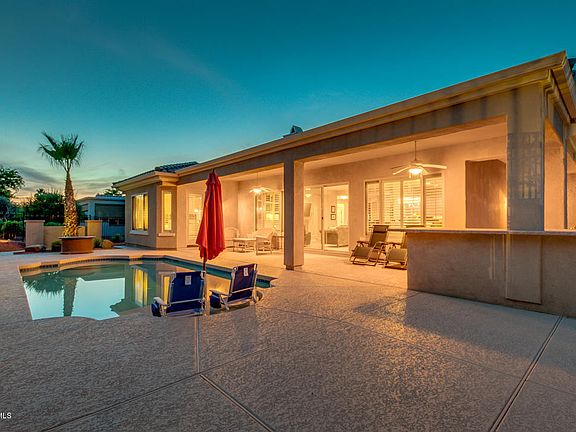 3rd image of 12833 W La Vina Dr
