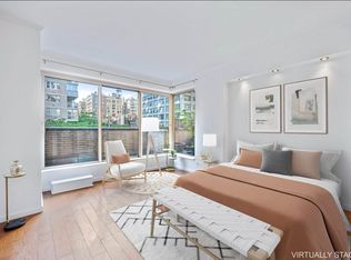 200 E 69th St APT 4A, New York, NY 10021