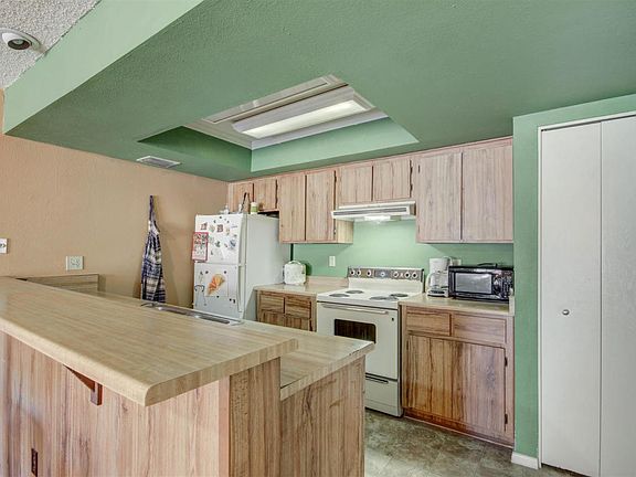 2nd image of 1920 W Lindner Ave Unit 204