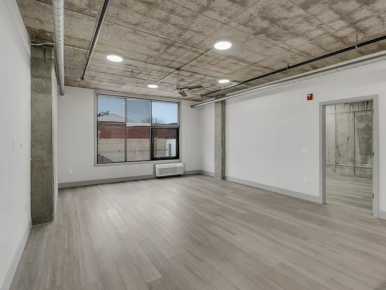 1812 E Venango St #B-7 — Photo 12