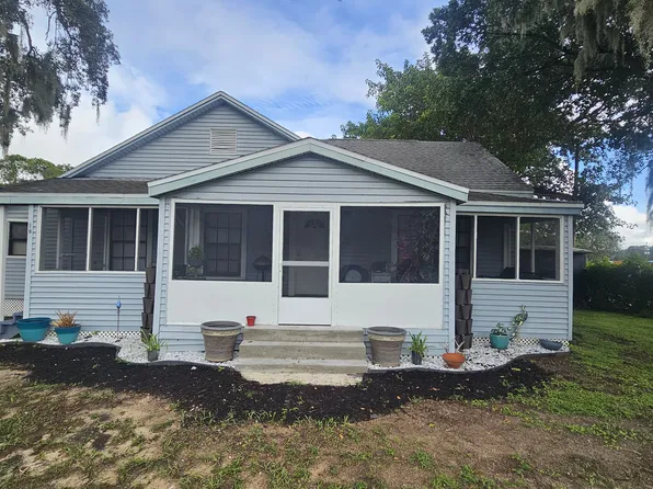 12 W 3rd St, Frostproof, FL 33843