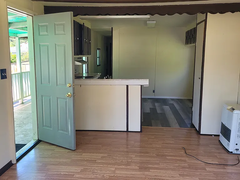 2440 Dodane Ave — Photo 8