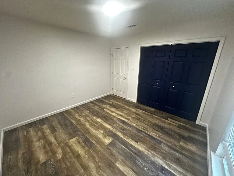 24473 Marie Ct — Photo 10