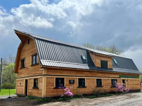 809 Five Mile Dr, Ithaca, NY 14850