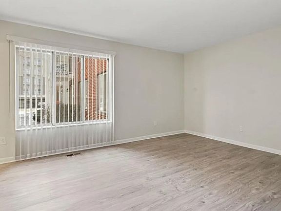 3rd image of 16820 Edloytom Way APT 10