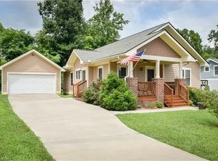 116 Estelle Park Dr, Asheville, NC 28806