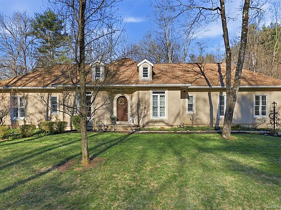 2nd image of 568 Sand Hill Road