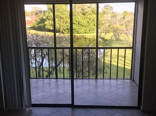 102 Martha Ln, Oldsmar, FL 34677