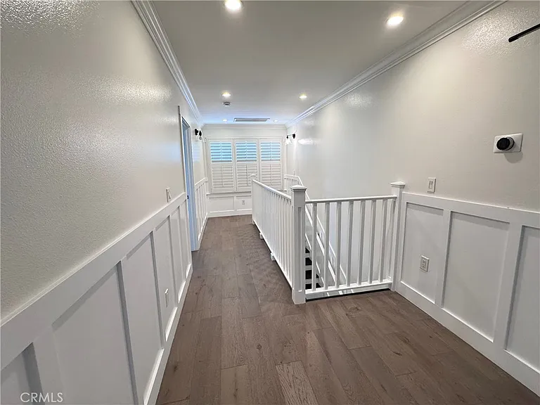 2716 S La Salle Ave — Photo 37