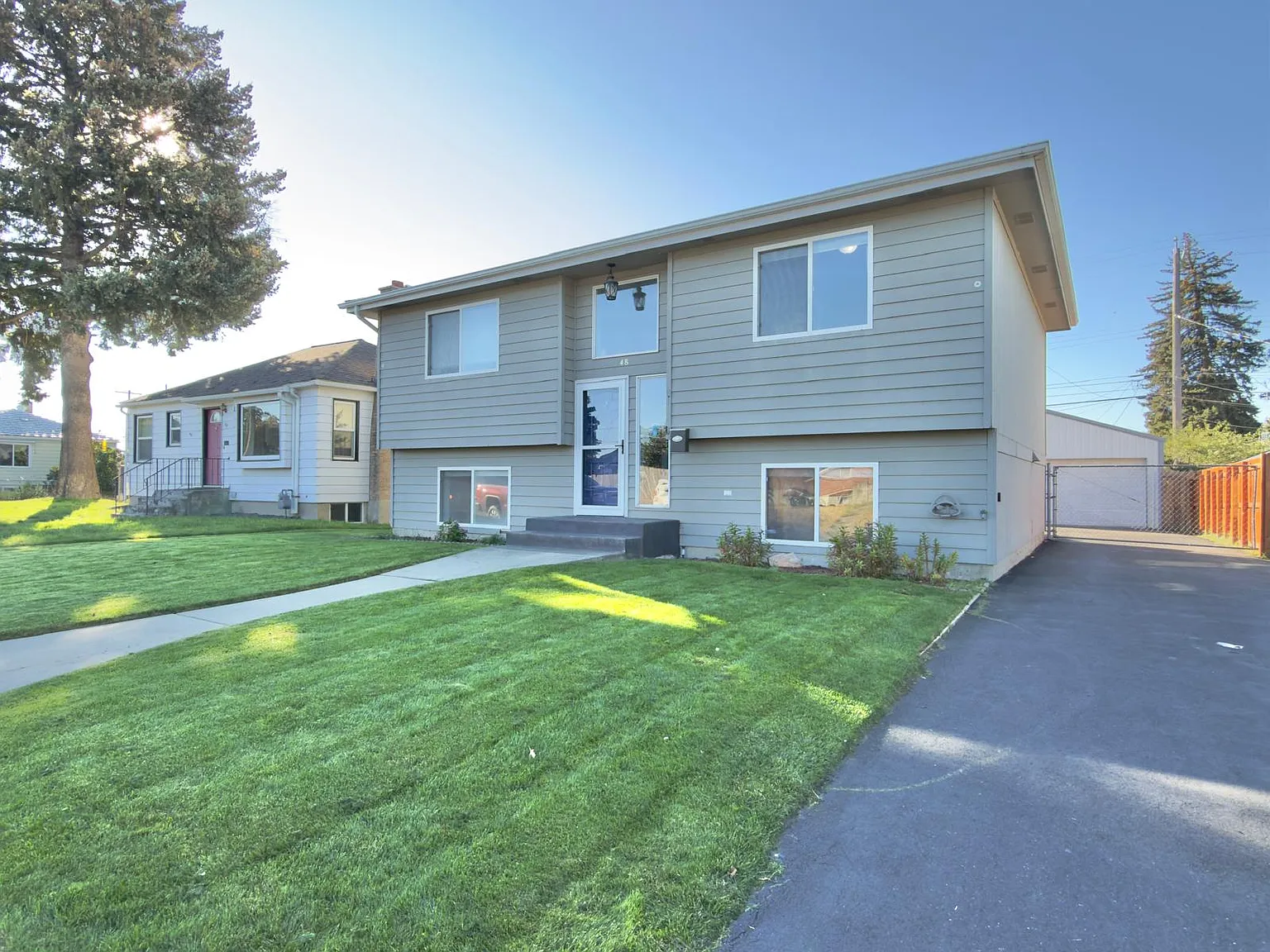 4 bed, 1700 sqft, $2,200 — Photo 2