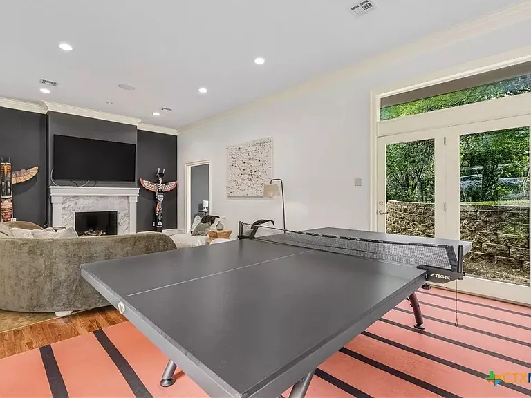 3201 Edward Dr — Photo 34