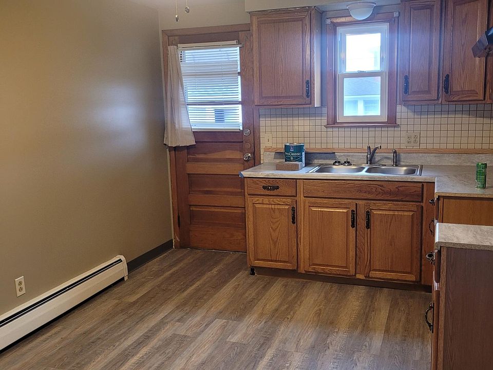 1st image of 431 Alberta Dr #2