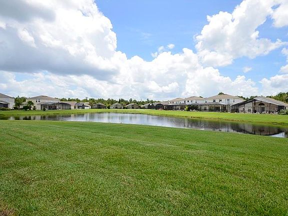 5th image of 1207 Winding Hollow Ct