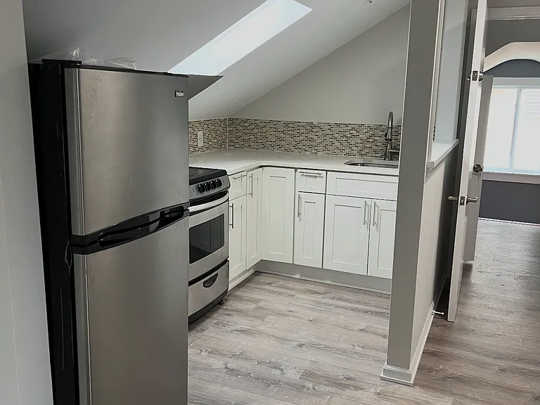 508 Palmer Ave #4 — Photo 4