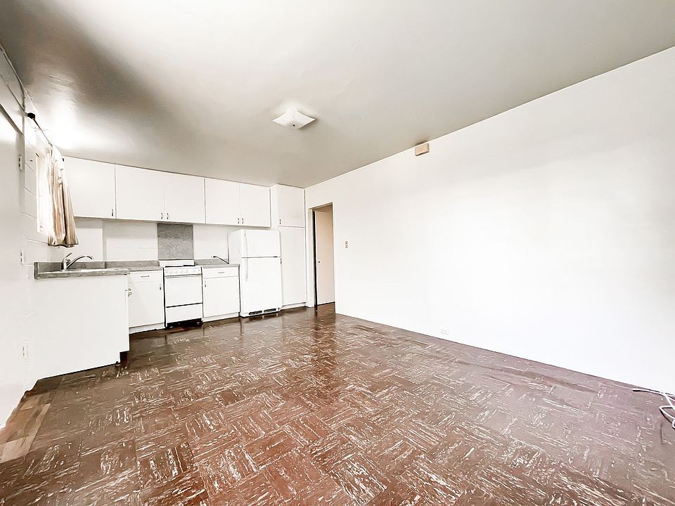 1st image of 812 Olokele Ave #B