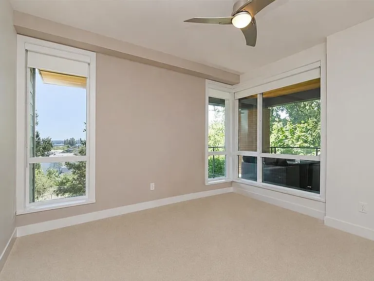 723 W 3rd St #525 — Photo 9