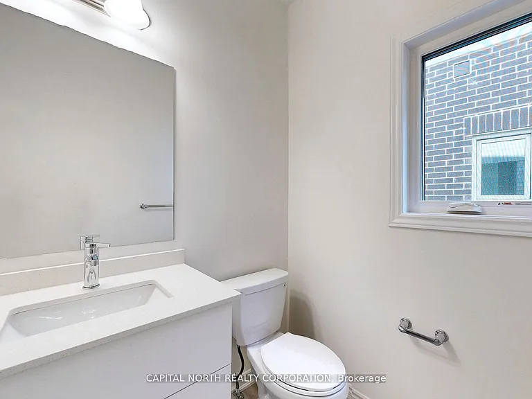 288 Madelaine Dr — Photo 6
