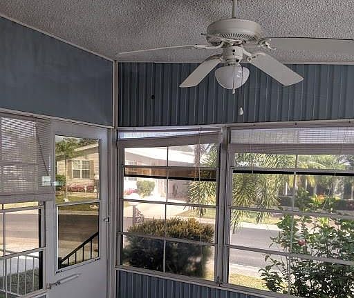 4th image of 196 Sun Dr