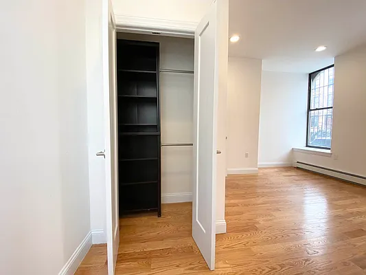 Rented by EastMount Realty LLC | media 10