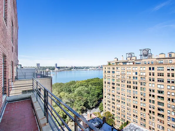 100 Riverside Dr APT 17E, New York, NY 10024