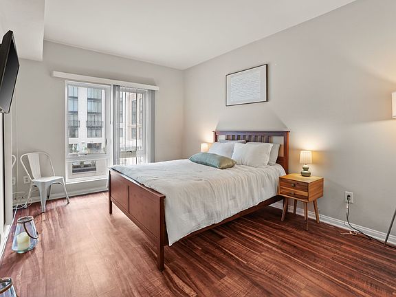 3rd image of 450 J St #6051-1