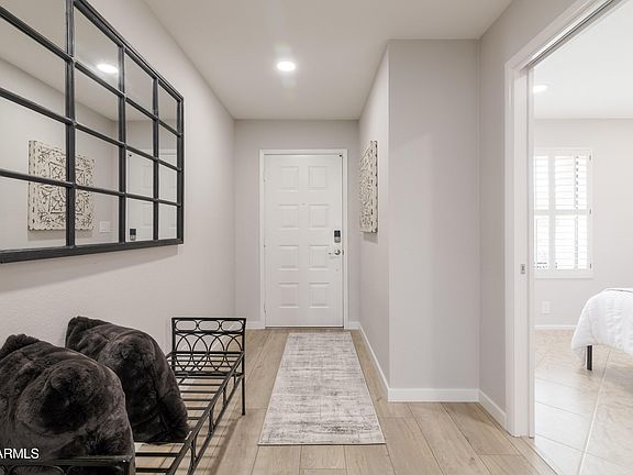 5th image of 2311 S FARNSWORTH Drive #124