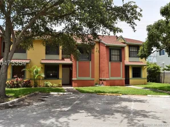 385 City View Dr, Fort Lauderdale, FL 33311