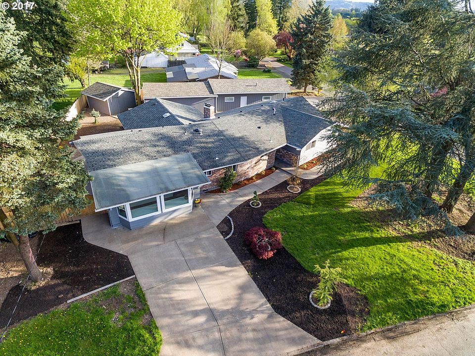 1st image of 34080 NW Iona Ct