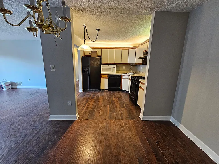 32 Holly Ct #32 — Photo 12