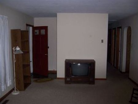 2nd image of 536 Declaration Rd