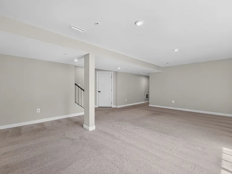 2642 Skeeter Ct — Photo 16