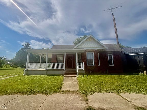 4th image of 313 Curtis