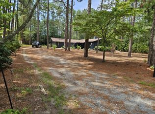 187 Turner Rd, Pinehurst, NC 28374