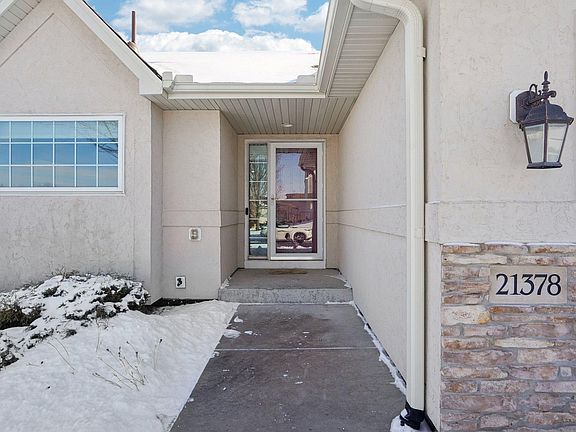 4th image of 21378 Hytrail Cir