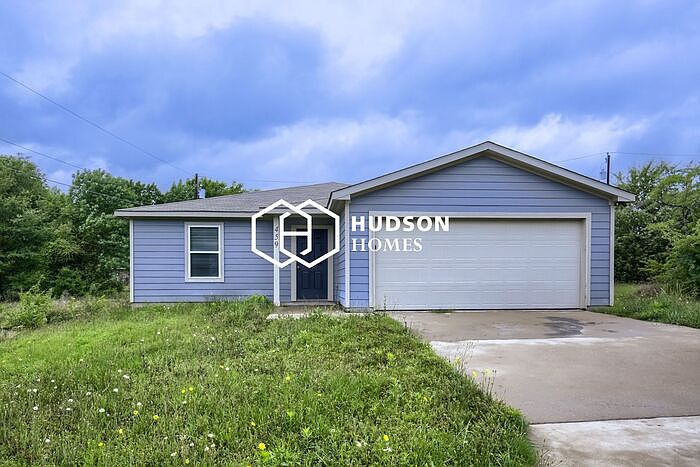 1st image of 459 Admiral Dr