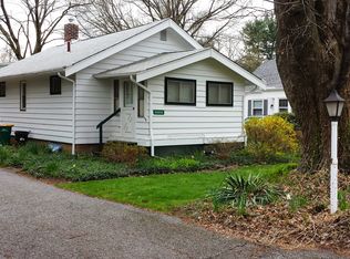 38896 Gardenside Dr, Willoughby, OH 44094