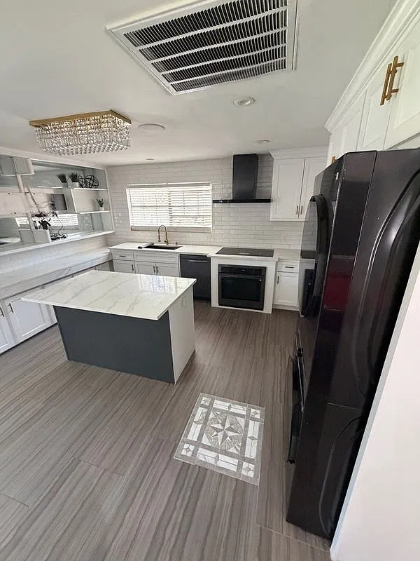 Studio, 1.0 bath, 1000 sqft, $1,525 — Photo 1