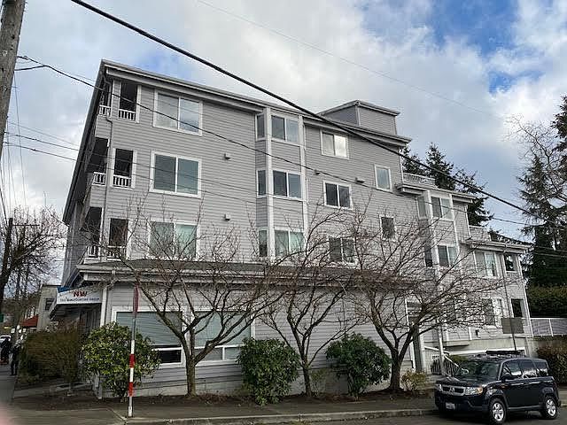 1st image of 1000 NE 88th St APT 103