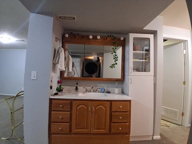 10946 W Polk Dr — Photo 6