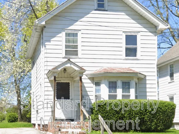 99 Cummings St, Rochester, NY 14609