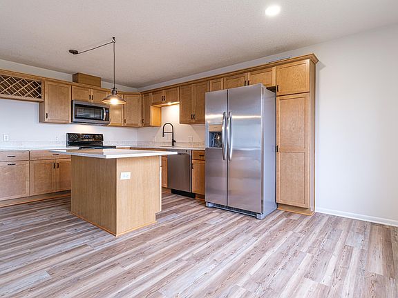 3rd image of 215 1st Ave NW