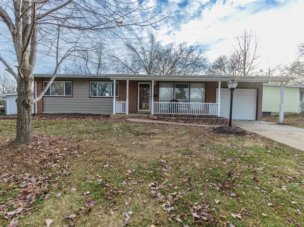 2433 W Adams St, Saint Charles, MO 63301