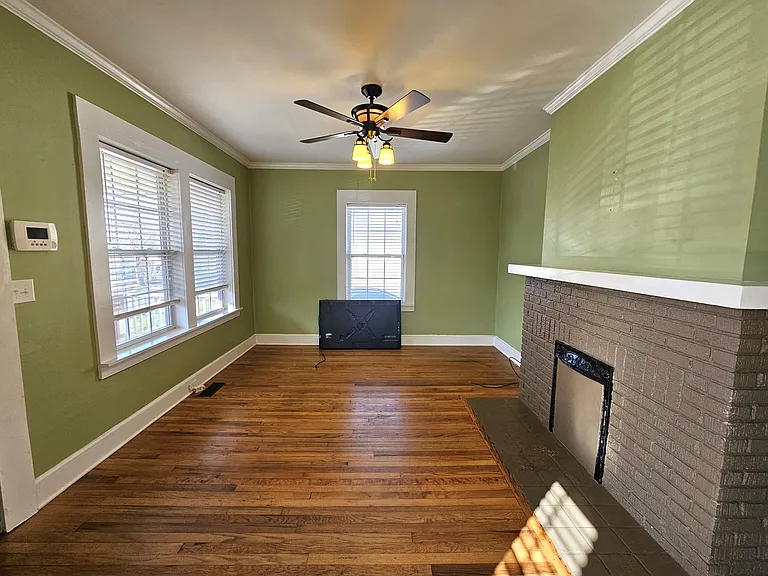 23 McAdoo Ave — Photo 7