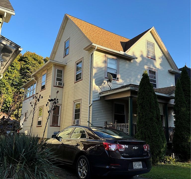 1st image of 48 Warwick Ave